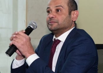 رئيس البورصة المصرية يستعرض خطة تطوير آليات التداول ودعم كفاءة السوق مع قيادات الشركات الأعضاء بالسوق