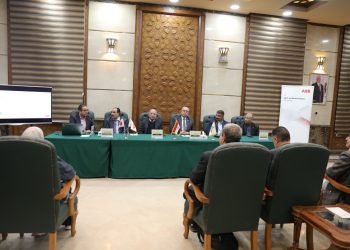لجنة تدريب شعبة الهندسة الكهربائية تستعرض أنظمة وحلول شبكات الجهد المتوسط بالتعاون مع شركة ABB