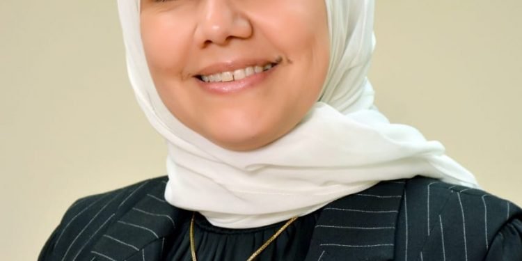 أول سيدة بمنصب رئيس الضرائب..ننشر قرار وزير المالية بتعيين رشا عبد العال