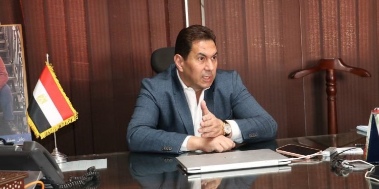 وائل فرحات : التأخير فى صرف التعويضات وفروق الأسعار من أهم التحديات التي تواجه قطاع المقاولات