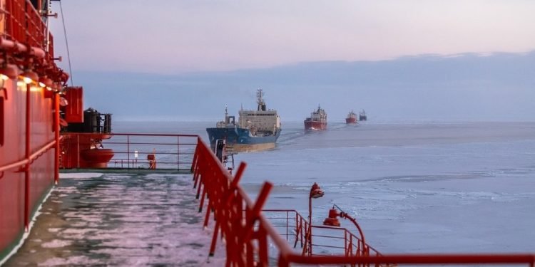 رقم قياسي تاريخي لطريق بحر الشمال: حجم نقل البضائع في عام 2023 تجاوز 36.254 مليون طن