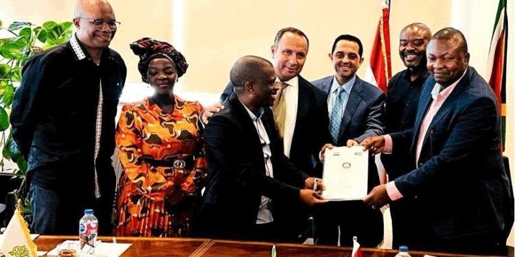 سي إف سي” و”ايڤرجرو” توقعان مذكرة تفاهم مع “إيسترن كيب” و”كريس هاني” للشراكة في الخدمات اللوجيستية الزراعية