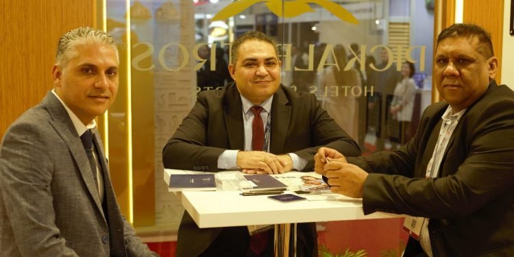 افتتاح معرض اسطنبول الدولى للسياحة والسفر بمشاركة قوية من مجموعة بيك الباتروس للفنادق