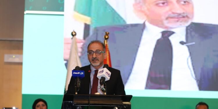 السفير مهند عبدالكريم العلكوك: نطالب بتشكيل وفد عربي لمنع انتهاكات المسجد الأقصى بالقدس