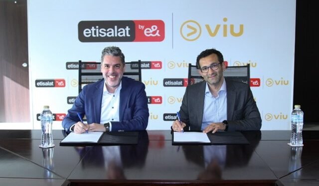 شراكة استراتيجية بين اتصالات من &e منصة «ڤيو Viu » لتعزيز خدمات البث الترفيهي