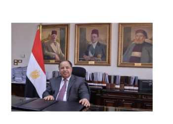 وزير المالية.. عقب تغيير «ستاندرد آند بورز» لنظرتها : نعمل مع المؤسسات الدولية على استعادة التصنيف الائتمانى الأعلى لمصر