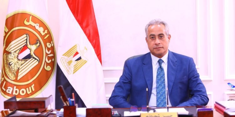 وزير العمل: زيادة مخصصات الأجور إلى 573 مليار في العام المالي الجديد