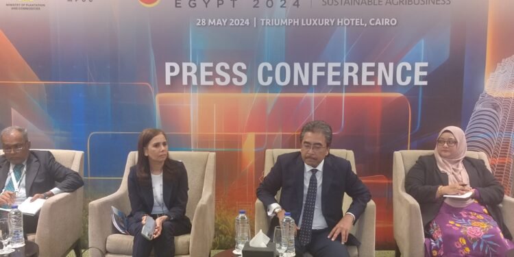 القاهرة تستضيف الدورة الثانية من منتدى زيت النخيل الماليزي – مصر 2024 بحضور وزير الزراعة والسلع الماليزي