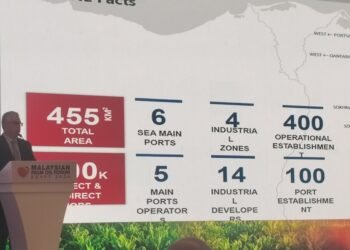 رئيس اقتصادية قناة السويس : مشروعات المنطقة معفاه من الضرائب و زيارة مرتقبة لوزير الزراعة الماليزي غدا لبحث سبل التعاون