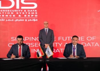 ڤودافون مصر توقع اتفاقية تعاون مع الجهاز القومي لتنظيم الاتصالات لدعم الأمن السيبراني