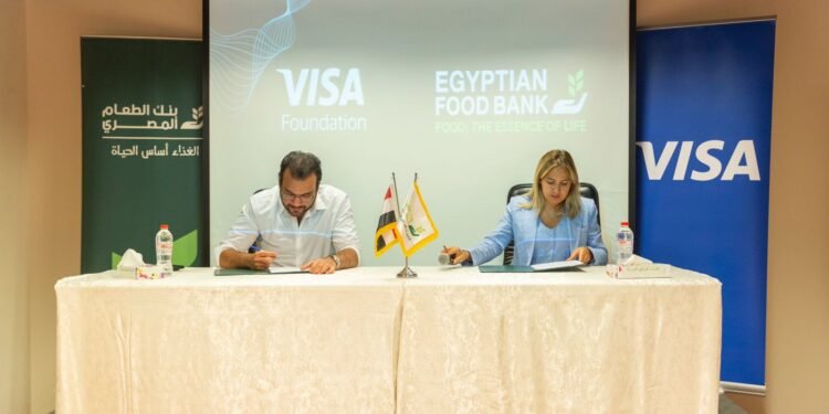 بنك الطعام المصري يتلقى تبرعًا بقيمة 250 ألف دولار من مؤسسة Visa لتمكين صغار المزارعين وتقديم 238 ألف وجبة مدرسية