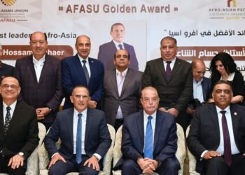 حسام الشاعر يفوز بجائزة “AFASU” الذهبية لأفضل قائد تنمية سياحية بأفريقيا واسيا