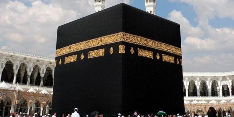 “فلكية جدة”: الشمس تتعامد على الكعبة المشرفة غدًا الاثنين