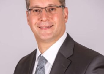 من هو كريم بدوى وزيرا للبترول والثروة المعدنية