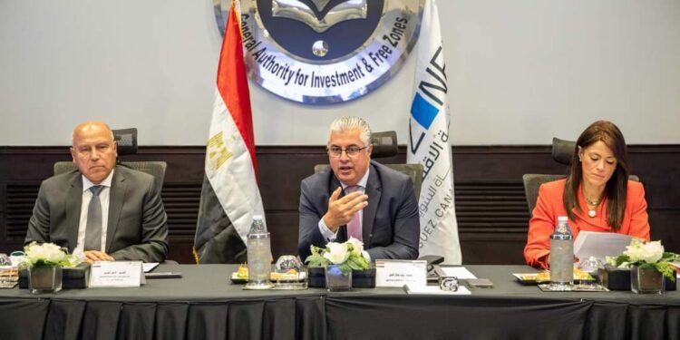 اقتصادية قناة السويس تحقق أعلى إيرادات في تاريخها بقيمة 8,25 مليار جنيه بزيادة 36% عن العام المالي 22-23