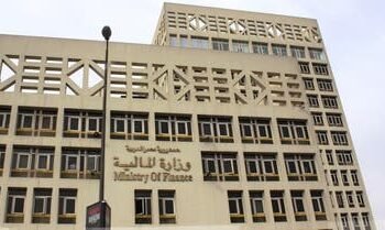 الحكومة تستهدف 3.3 % فائضا أوليا و 5.5 % نموا احتوائيا خلال 3 سنوات