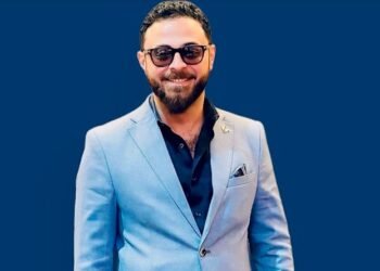 أحمد مصطفى مدير مبيعات بشركة «أمازون للتنمية»