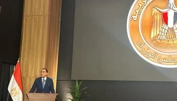 رئيس الوزراء : الحكومة حريصة علي جذب ضعف عدد السائحين من خلال التركيز علي الساحل الشمالي