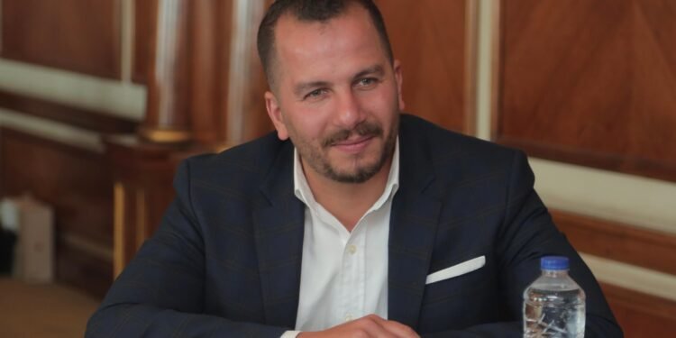 اتفاقية تعاون بين الكامى للتطوير وفودافون مصر لتوفير منظومة متطورة من الإتصالات لمنتجعاتها