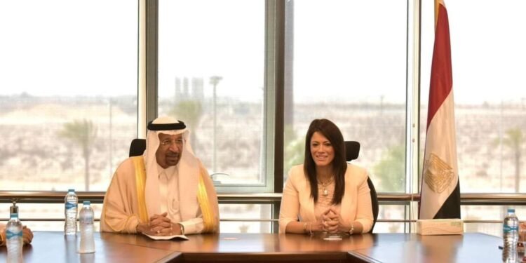 وزيرة التخطيط والتنمية الاقتصادية والتعاون الدولي تستقبل وزير الاستثمار السعودي