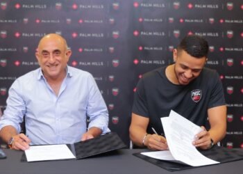 بالم هيلز ترعى بطل الإسكواش مصطفى عسل واللاعب ينضم لصفوف النادي