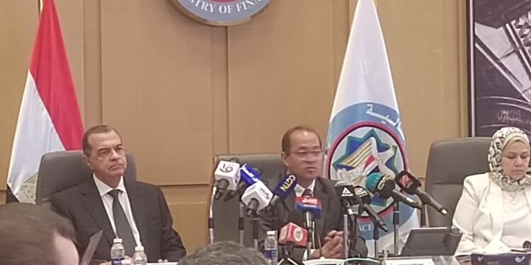 وزير المالية الجديد : حققنا فائضا اوليا بنسبة 2.5 ٪ بعيدا عن صفقة رأس الحكمة