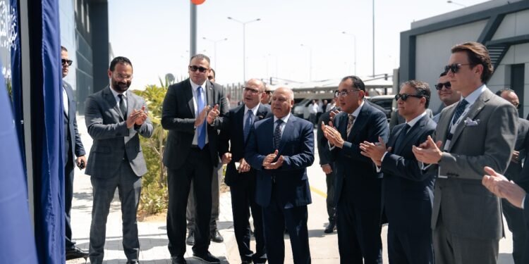 رئيس الوزراء يفتتح المجمع الصناعي الأول لشركة بيكو للأجهزة المنزلية في مصر باستثمارات 110 مليون دولار