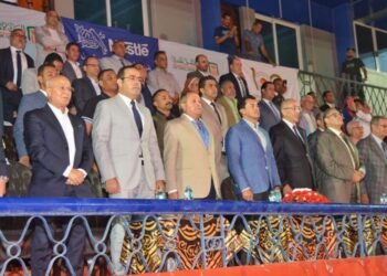 إيسترن كومباني” تسلم درع بطولة الجمهورية للشركات إلى رئيس الاتحاد