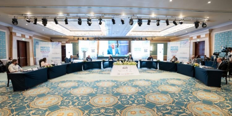 إنفستجيت» تستضيف رواد صناعة العقارات في مائدتها المستديرة «التكنولوجيا العقارية أساسٌ لبناء المستقبل»