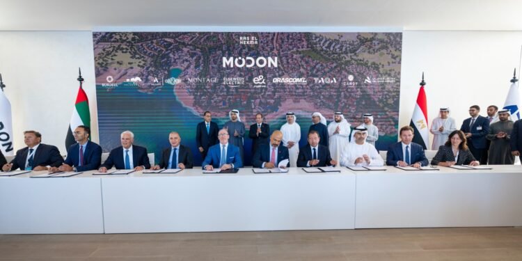 مجموعة “مدن” القابضة توقع اتفاقية تعاون مع “إي آند مصر” للمساهمة في اعادة رسم مستقبل المدن الذكية في مشروع رأس الحكمة*