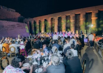 ضم أعضاء بالكونجرس ومستثمرين ومشاهير.. تفاصيل زيارة وفد من المشاهير الأمريكان لمعابد الأقصر وأسوان