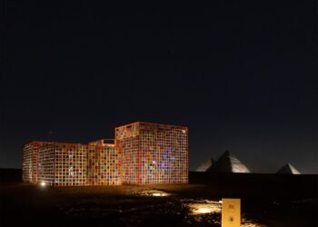 Signify Egypt collaborates with Art D’Egypte to illuminate the “Forever is Now” exhibition at the Pyramids for the 4th consecutive year