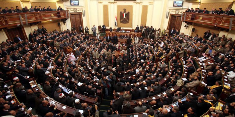 خبراء: تجديد العمل بقانون إنهاء المنازعات الضريبية فرصة لن تتكرر لغلق الملفات القديمة