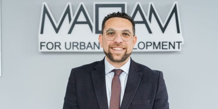 «مقام للتنمية» تشارك بوحدات مميزة وعروض حصرية على مشروع «OPTIMA BUSINESS COMPLEX» بمعرض «قرار للاستثمار» في الإمارات