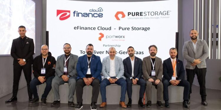“إي فاينانس” تعزز شراكتها معPure Storage لتقديم حلول تخزين البيانات مثل خدمات StaaS من الجيل القادم