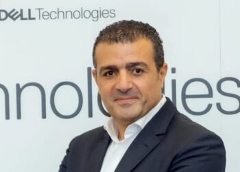 المهن المدعومة بالذكاء الاصطناعي: مستقبل العمل وفجوة المهارات