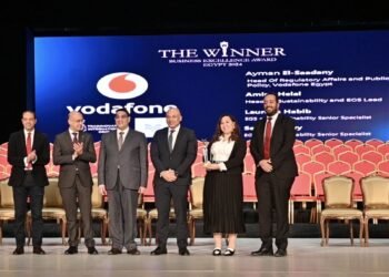 “ڤودافون مصر تحصد جائزة التميز في الأعمال تقديرًا لنموذجها الرائد في التنمية المستدامة”