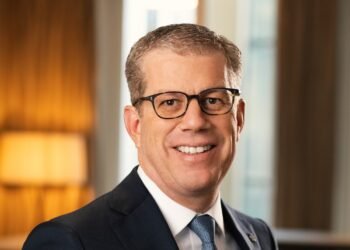 يو بي اس تصدر أول تقرير عن رواد الأعمال