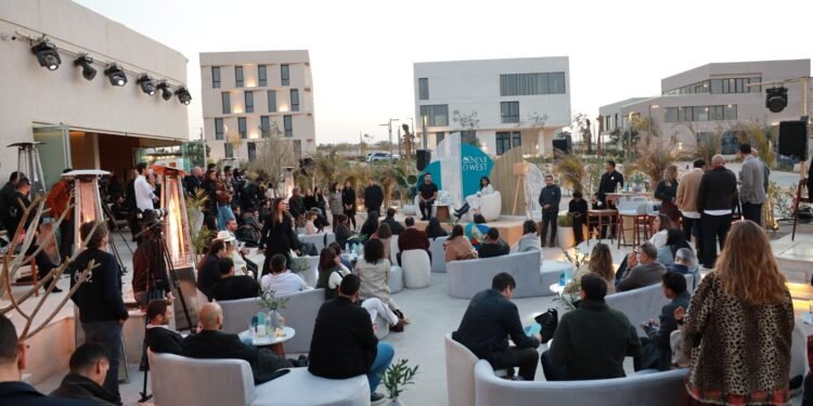 Globally Renowned Entrepreneur Steven Bartlett Inspires Future Business Leaders at O West