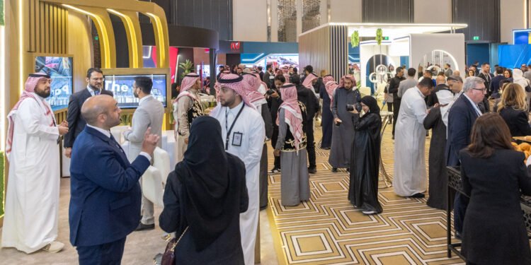 منتدى دائرة قادة التجزئة العالمي يفتتح في الرياض ويقود أجندة التحول الإيجابي في صناعة التجزئة العالمية
