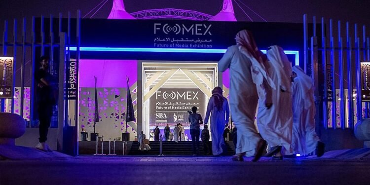 نُخب إعلامية عربية ودولية وممثلي أكبر شركات المحتوى الرقمي حول العالم يشاركون في المنتدى السعودي للإعلام 2025 ومعرض “FOMEX”