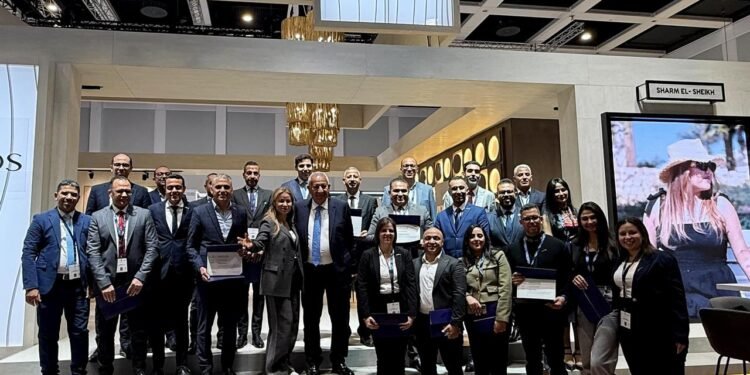 مجموعة بيك الباتروس للفنادق تتألق ببورصة برلين السياحية لعام 2025