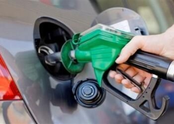الحكومة ترفع أسعار البنزين جنيهان مرة واحدة