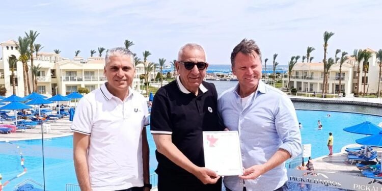 نيفر لاند تفوز بجائزة Red Star Quality Award 2024R