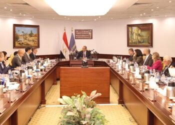 وزير الاتصالات يبحث مع “ميديف الدولية” MEDEF جذب استثمارات فرنسية