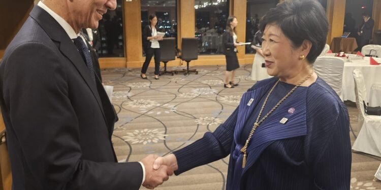 إنشاء مركز إمحوتب للإبداع والتطوير فى مدينة المعرفة كمركز ابتكار متخصص فى دعم الشركات الناشئة والصغيرة والمتوسطة فى مجال التصميم الإلكترونى