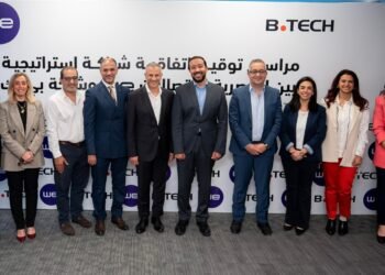 شراكة استراتيجية بين بى تك وشركة WE لتوفير تجربة تسوق متكاملة ومتميزة