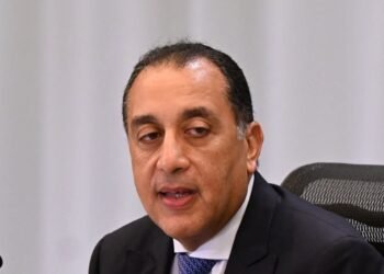 قرارين لرئيس الوزراء بأجازتين و استمرار الامتحانات