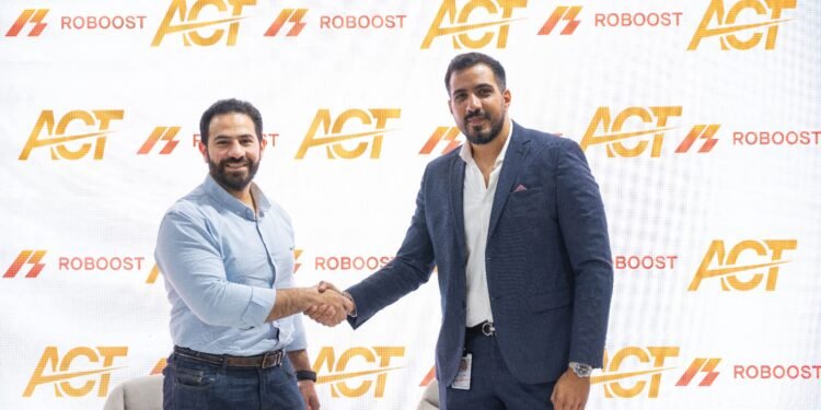 ACT تُوقع شراكة استراتيجية مع Roboost لدمج الذكاء الاصطناعي في توصيل طلبات المطاعم