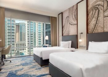 ديرة… حين تعود روح المدينة القديمة لتخاطب المسافر العصري